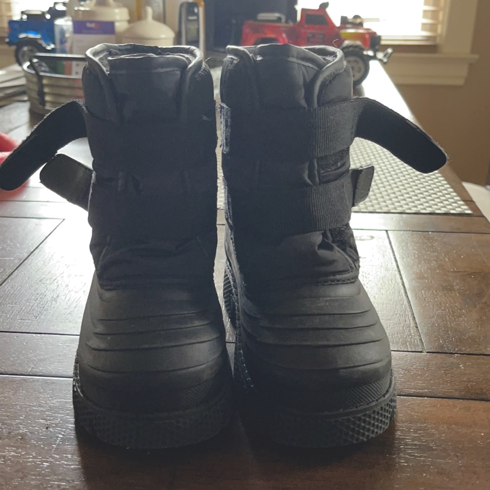 Kids snow boots